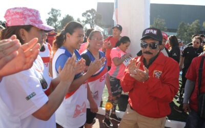 Víctor Flores, líder de ferrocarrileros recorre el país promoviendo el deporte