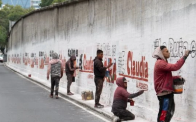 Ordena INE a Sheinbaum retirar pinta de bardas en propiedad privada