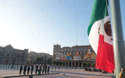 Izan Bandera en Zócalo de CDMX por víctimas de sismos