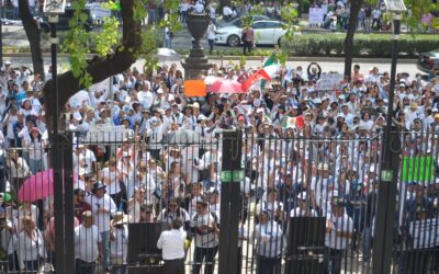 Trabajadores del Poder Judicial se manifiestan en el Senado