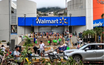 Escasea agua, comida y gasolina en Acapulco