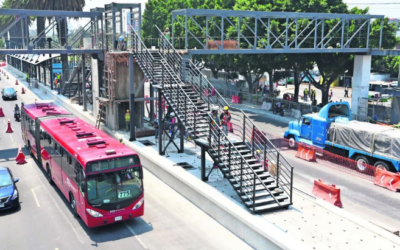 Metrobús cambia temporalmente parada en estación La Raza