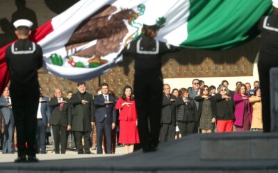 Realizan Diputados honores a la Bandera por 107 aniversario de la Constitución