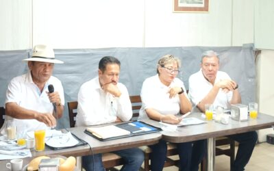 Acuerda gobierno y exferrocarrileros retomar pláticas después de elección