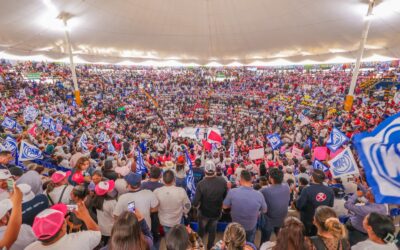 En Abarrotado Palenque de San Juan del Río, Qro,  Xóchitl cierra campaña