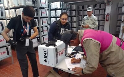 Distribuye INE documentación y materiales electorales