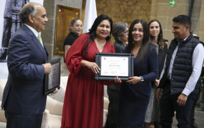 Senado entrega reconocimientos a personal del Instituto Belisario Domínguez