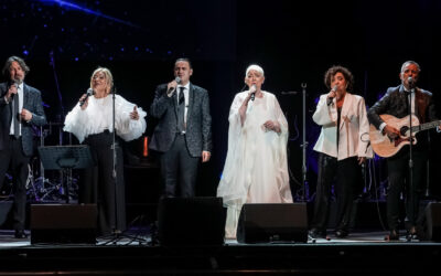 Mocedades y Mariachi Vargas de Tecalitlán juntos en concierto