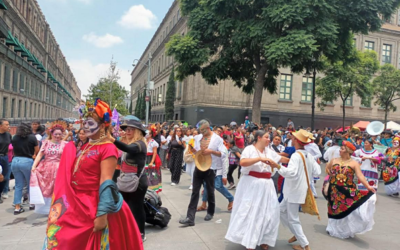 Llenan grupos indígenas de color calles de CDMX con su Megacalenda 2024