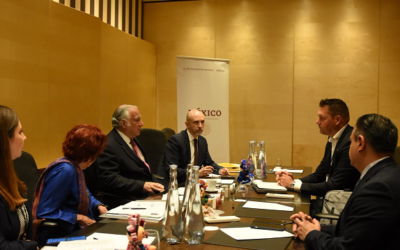 Operación Toca Puertas en Países Bajos logra acuerdos en flujo de turistas