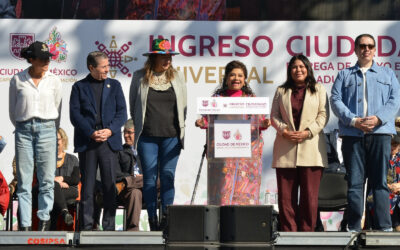 Entrega CDMX apoyos del programa ingreso universal ciudadano