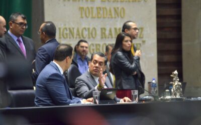 Comisión Permanente recibe de Hacienda tomos y anexo sobre el PEF 2025