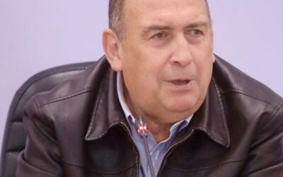 Morena aplica veto de cajón a reforma de salarios de policías, maestros y enfermeros: Moreira