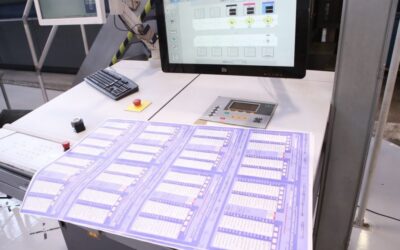Inicia INE distribución de más de 601 millones de boletas para la elección del PJ