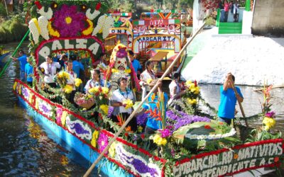 Trajineras alegóricas en Xochimilco ofrecerán paseos gratis