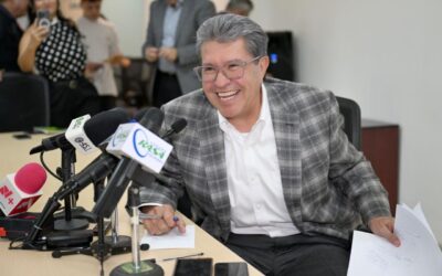 Monreal urge a legislar contra la extorsión