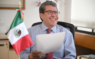 Morena, único partido en México en proceso activo de renovación: Monreal