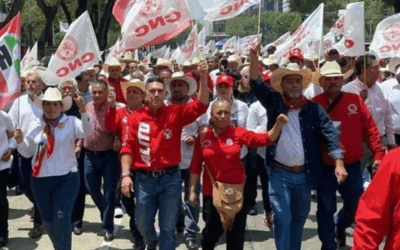 Arropan simpatizantes al líder del PRI; » Alito no estás solo», gritan