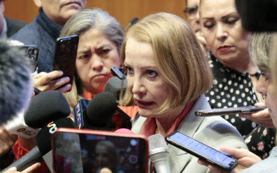 Implementa la presidenta del Senado comunicar en la inmediatez, por medio de redes