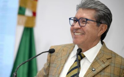 Monreal propone iniciativa para proteger a consumidores de servicios automatizados