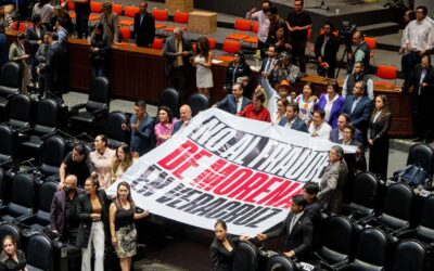 ¡No al fraude de Morena en Veracruz!, grita Bancada Naranja en San Lázaro