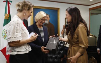 Las mujeres sabemos hacer política de la buena; Kenia López a parlamentarios alemanes