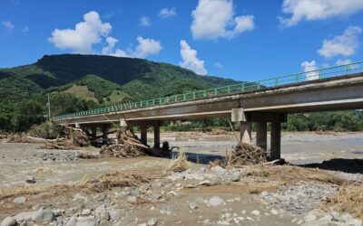 Disminuyen comunidades incomunicadas por lluvias