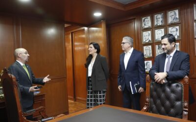 Congreso debe contribuir a construir reglas fiscales claras y simples: Kenia López