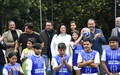Nadie se quedará fuera de la fiesta futbolera del año proximo: Alejandra Frausto