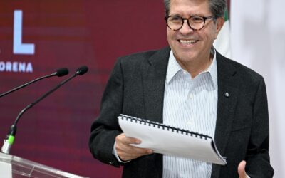 Iniciativa  de jornada laboral de 40 horas puede llegar antes del 15 de diciembre: Monreal