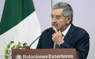 México lamenta y rechaza decisión de Perú de romper relaciones diplomáticas