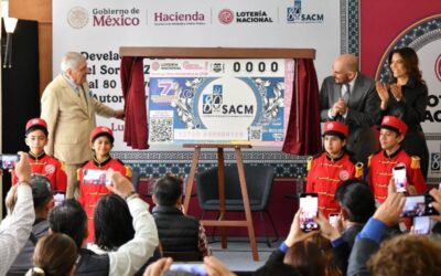 Lotenal distingue a Autores y Compositores de México por sus 80 años