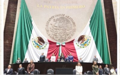 Diputados guardan un minuto de silencio en memoria de alcalde de Uruapan