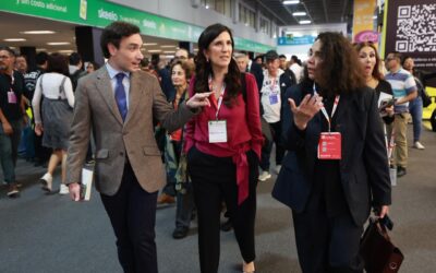 Estamos ante un presidencialismo sin frenos, revestido de transformación: Kenia López