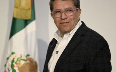 Se prevé trabajar domingo y lunes para atender reformas: Monreal