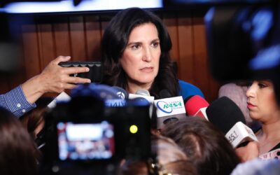 Servidores públicos deben entender que los cargos no son para siempre: Kenia López