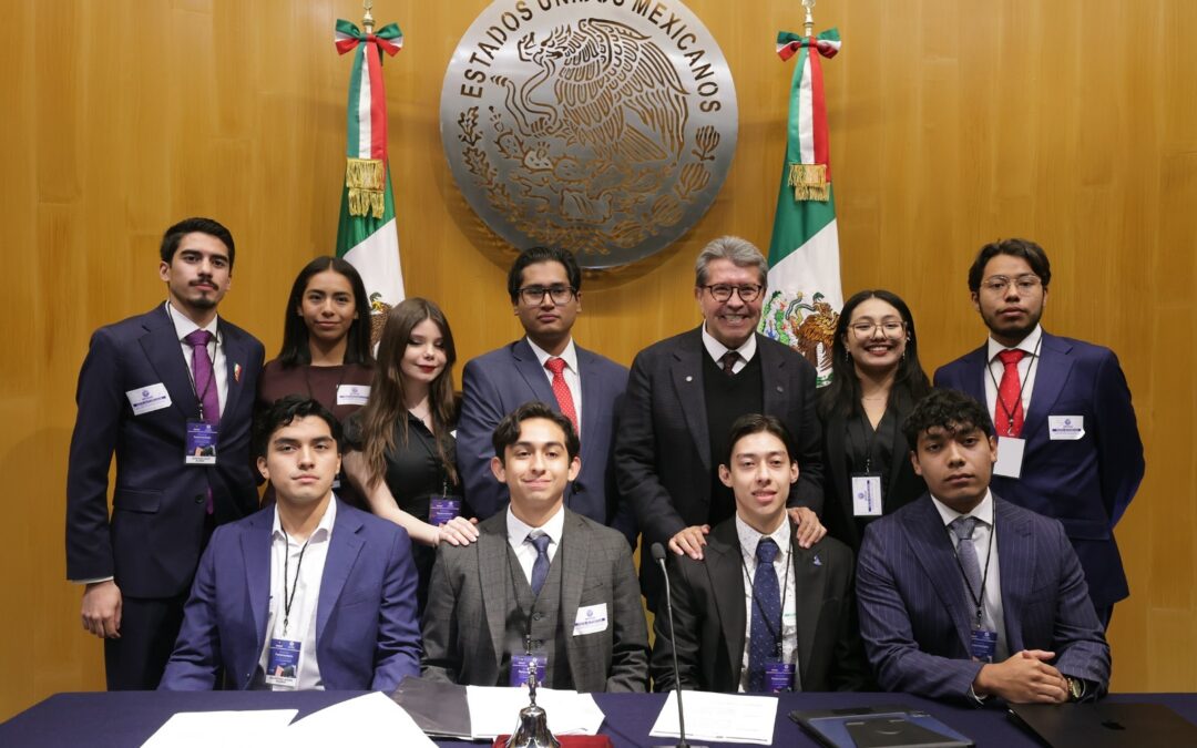 L@s jóvenes del país necesitan mayor vinculación con las instituciones: Monreal