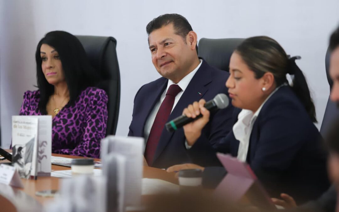 Protección de mujeres es política de estado en Puebla: Armenta
