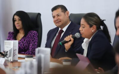 Protección de mujeres es política de estado en Puebla: Armenta