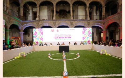 Reutilizarán el pasto del Zócalo para rehabilitar 300 canchas en la Ciudad