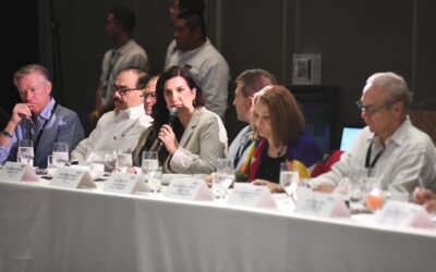 Indispensable un país en democracia y seguridad para tener crecimiento económico: Kenia López