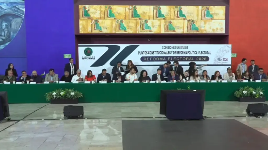 Diputados aprueban en comisiones Plan B de  Reforma Electoral