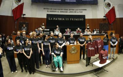 Anaya reta a senadores morenistas a ver quién se pone la playera guinda “Yo con Rocha”