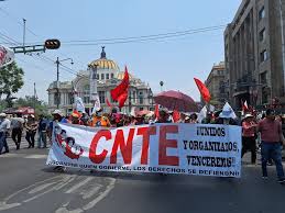 CNTE acusa incumplimiento y regresa a calles de la CDMX