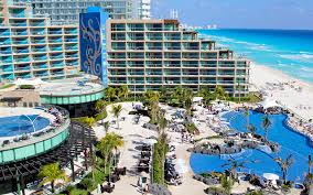 Hard Rock Hotel sube el volumen a la inclusión con LOVE OUT LOUD