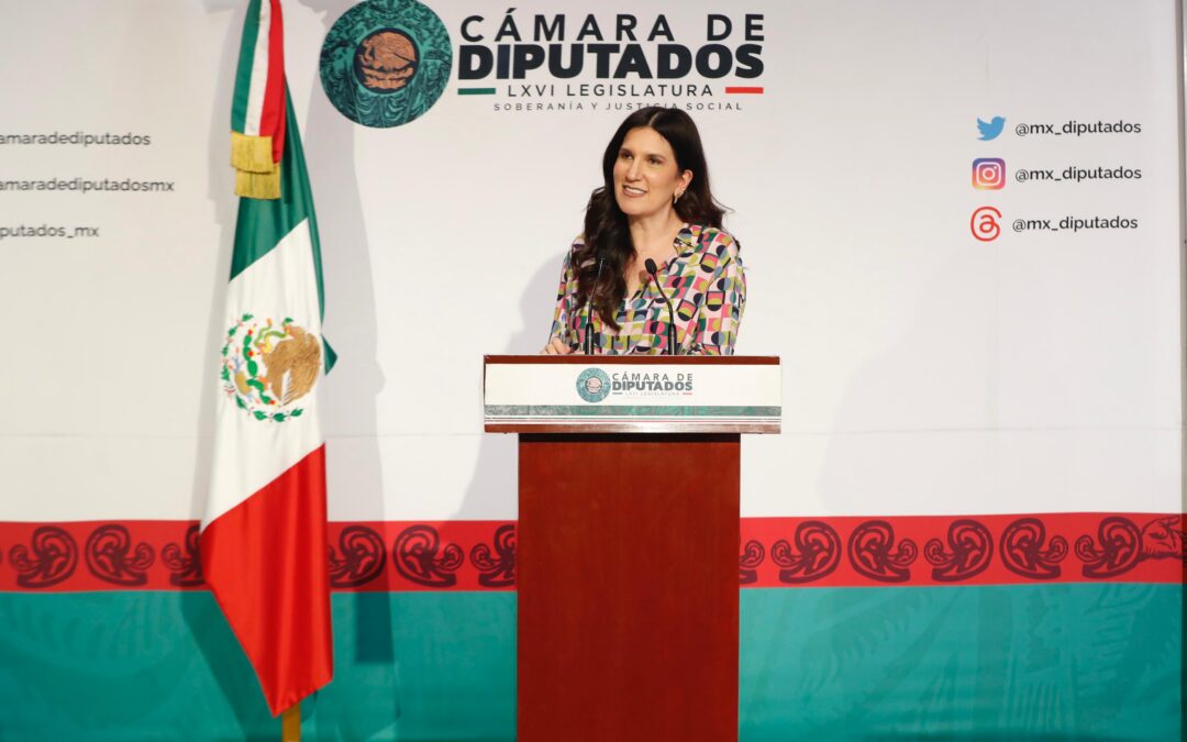 Llama Kenia López a CNTE a poner a México por encima de todo