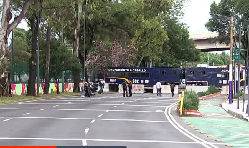 Avanza CNTE al Estadio CDMX previo al Uzbekistán-Colombia