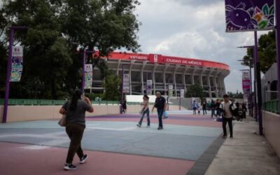 Frenan a CNTE en su intención de llegar al estadio Banorte