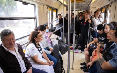 Entrega Brugada renovación de estaciones de la Línea 2 del Metro