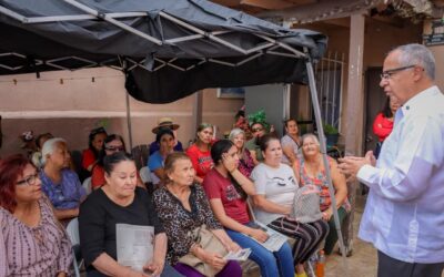Realiza Alfredo Álvarez asamblea informativa en Ensenada